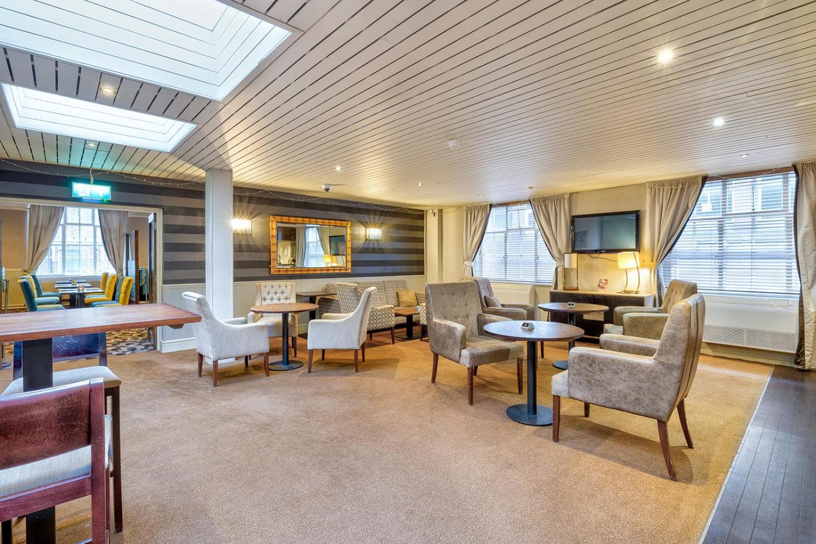 The Derby Conference Centre - Shared Accomodation Екстериор снимка